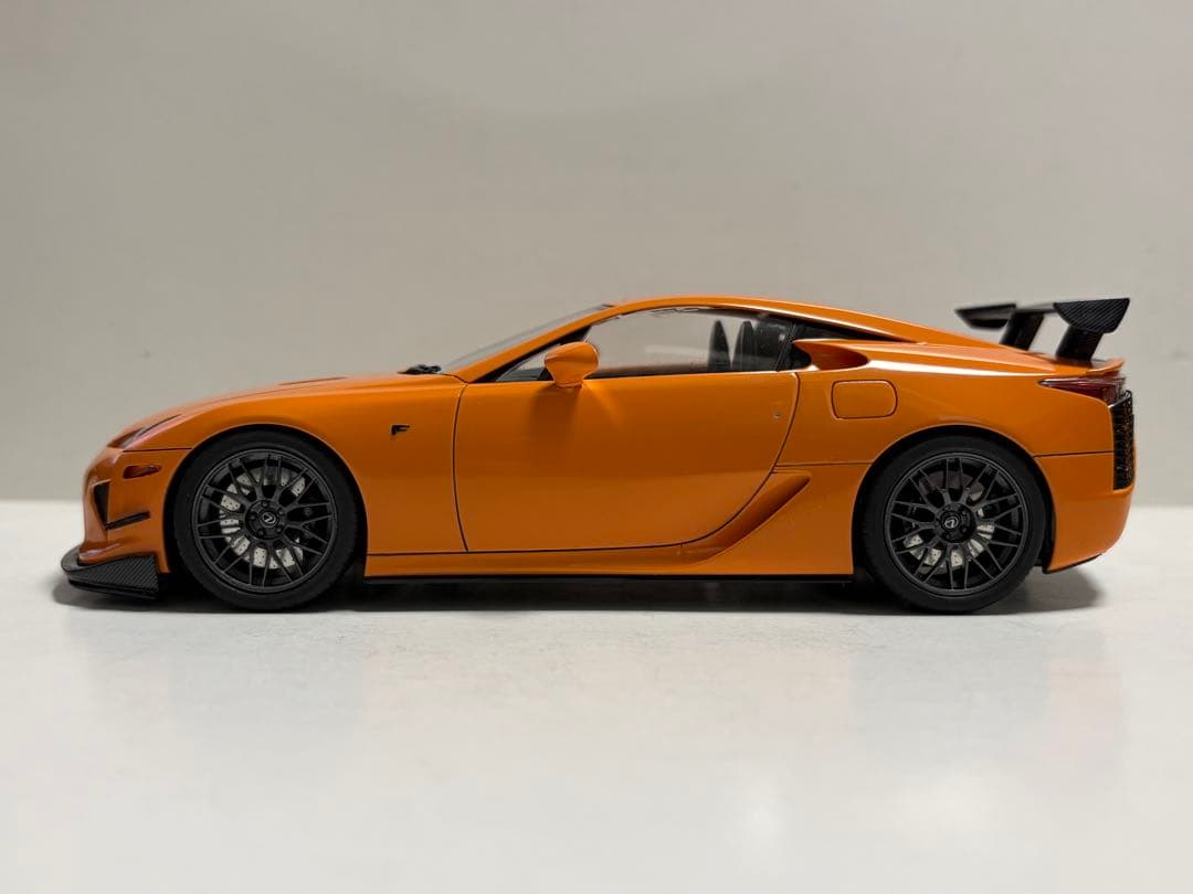 タミヤ　1/24 LFA 完成品 ニュルブルクリンク仕様