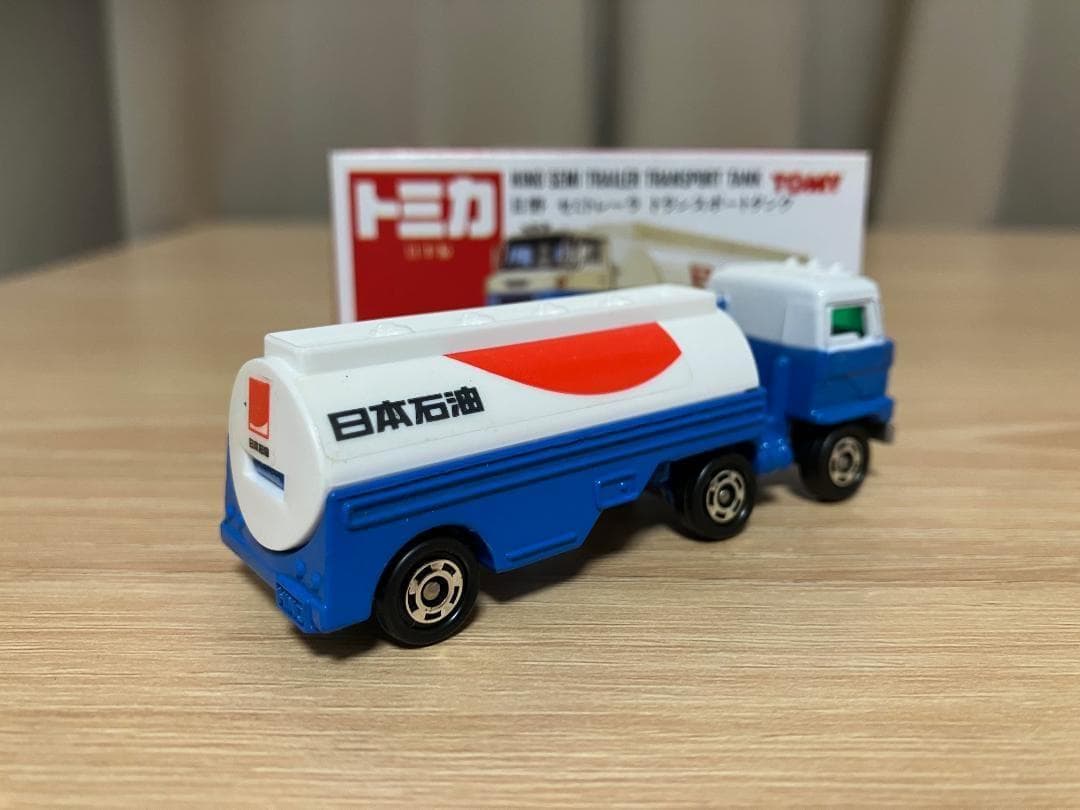 日本製トミカ　赤箱11　日野セミトレーラ　トランスポートタンク　デッドストック
