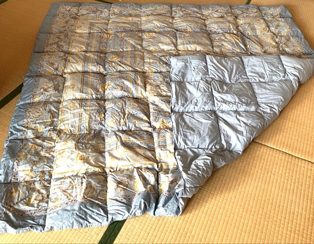 羽毛　こたつ布団　正方形