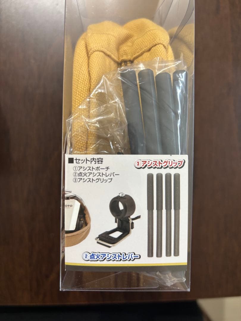 SOTOのレギュレーター式バーナーとガス缶のセット、耐熱素材のアシストセット付