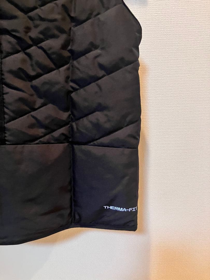 NIKE ランニングウェア ベスト 新品 メンズ アウターナイキ Lブラック