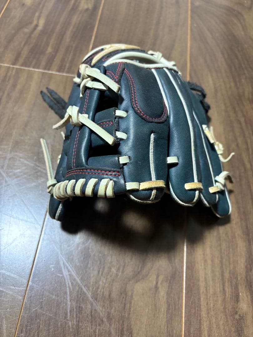 Global Elite 硬式野球グローブ 黒/ベージュ 守備練習用