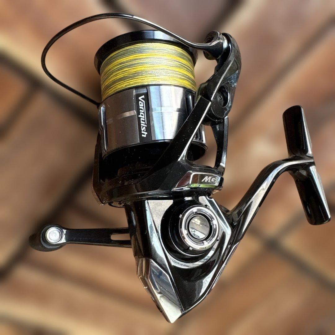 Shimano Vanquish C3000SDH スピニングリール