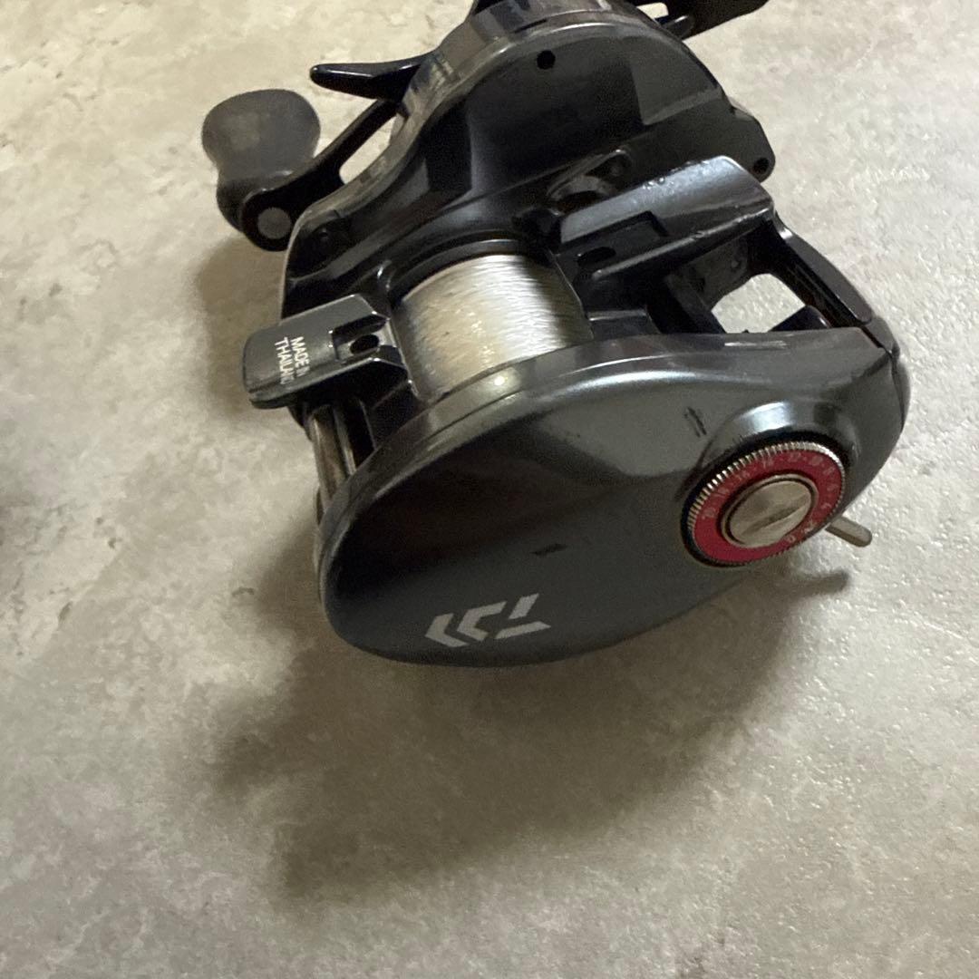 DAIWA TATULA SV TW 7.3 ベイトリール