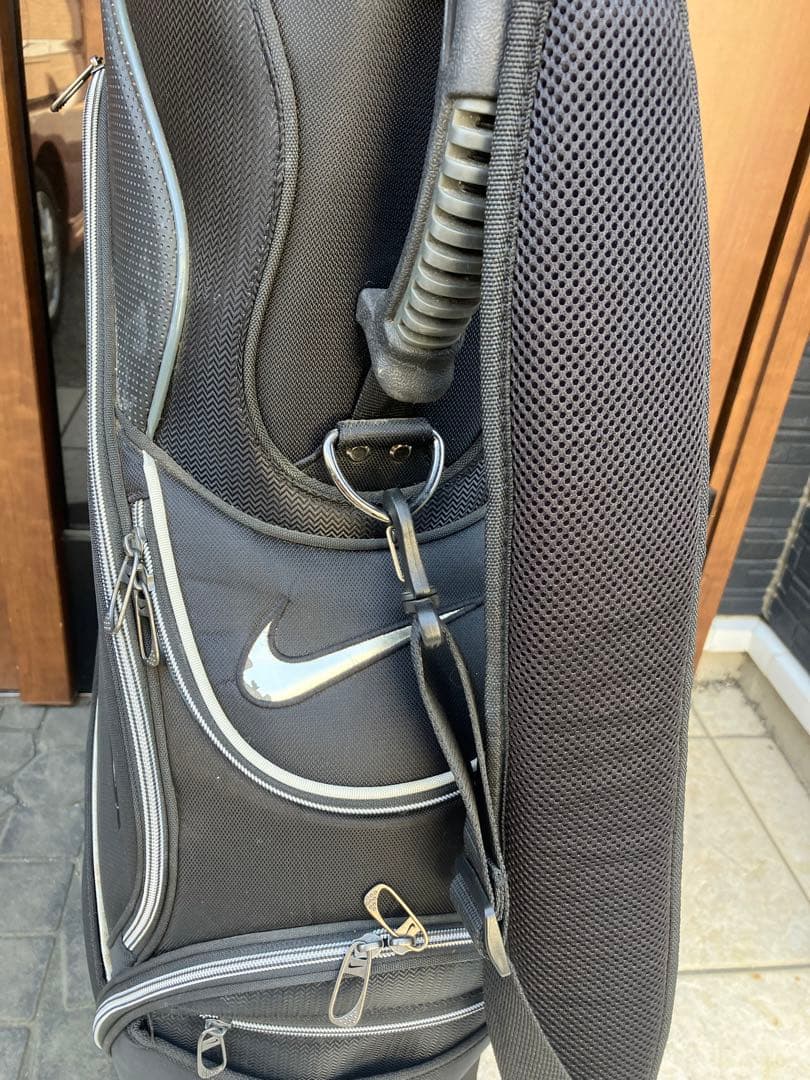 ☆専用　Nike Golf クッション付きキャディバッグ