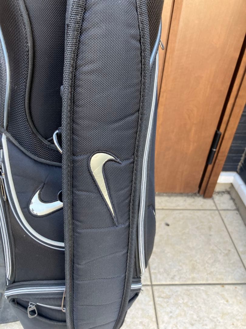☆専用　Nike Golf クッション付きキャディバッグ