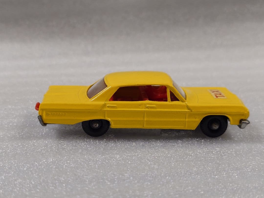 ミニカー MATCHBOX No.20 CHEVROLET IMPALA TAXI