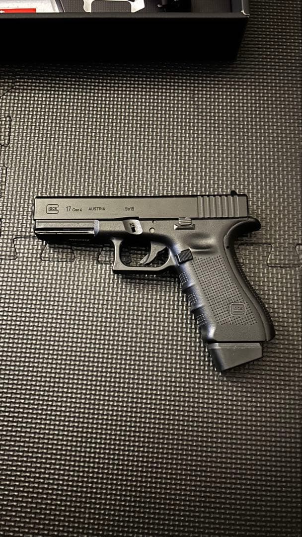 東京マルイ　グロック 17 gen4 GBB