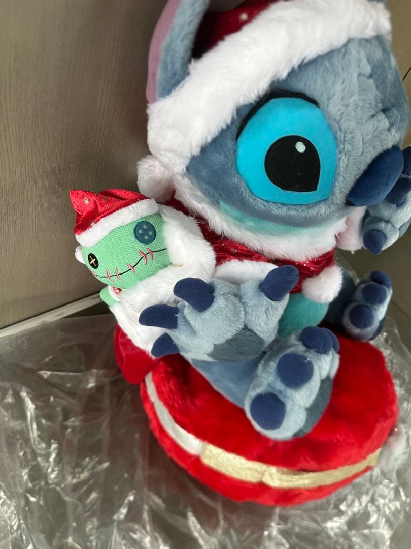 〒限定品・ディズニー ストア/ スティッチ 雪だるま 特大 パペット ぬいぐるみ