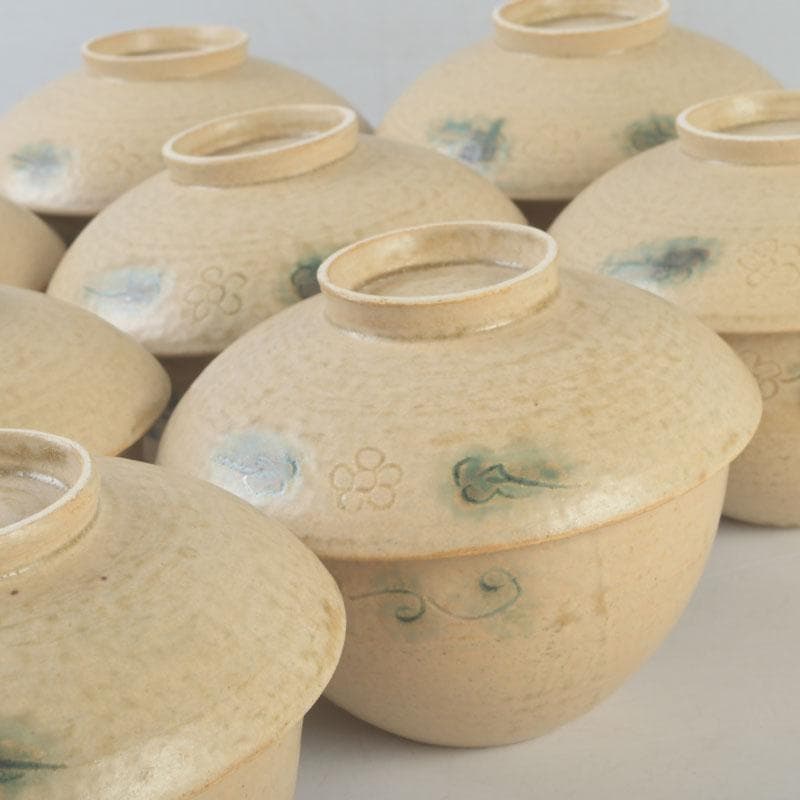 和食器　黄瀬戸　数江瓢鮎子作　花草文　蓋向付　十客　共箱　V　9968A