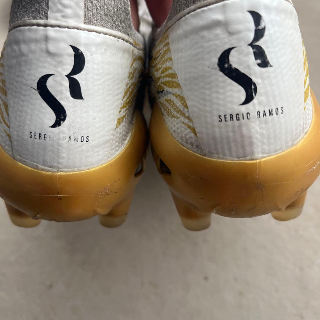単品不可Mizuno モレリア　サッカーシューズ 4足まとめ