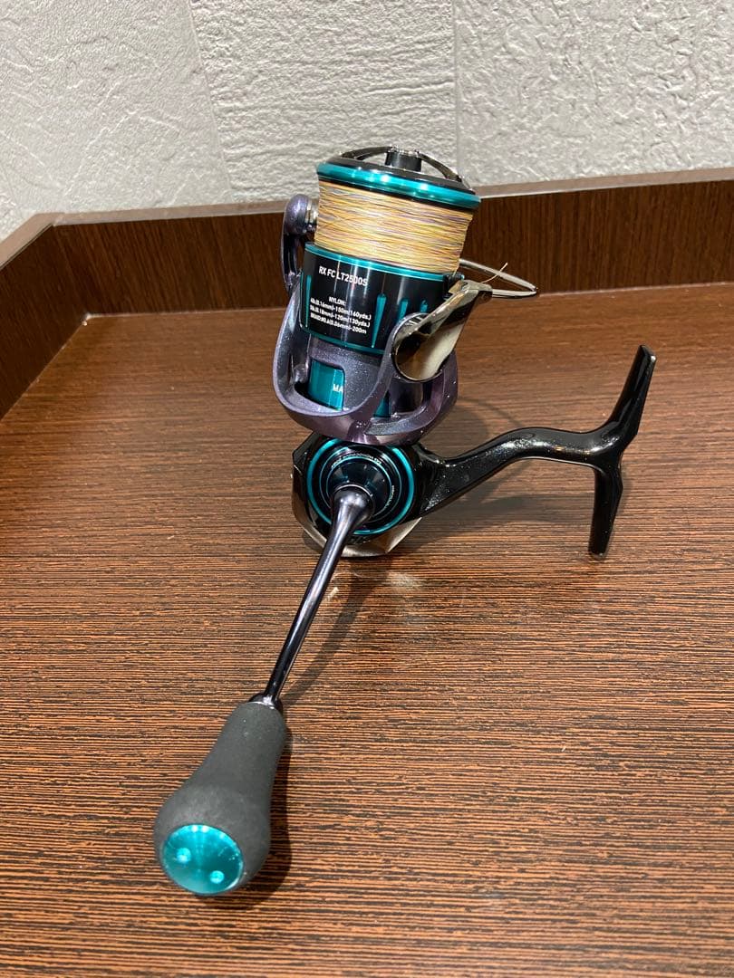 エメラルダス RX FC LT2500S リール　ダイワ