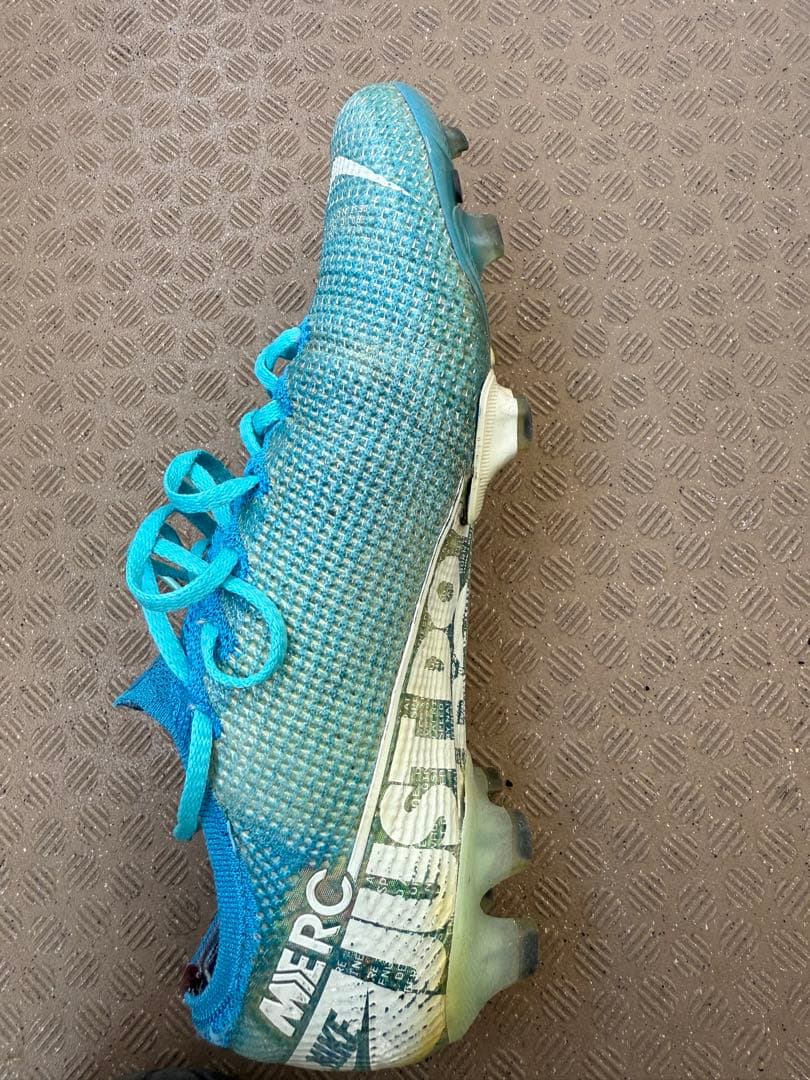 NIKE マーキュリアルヴェイパー13エリートFG 27.5㎝