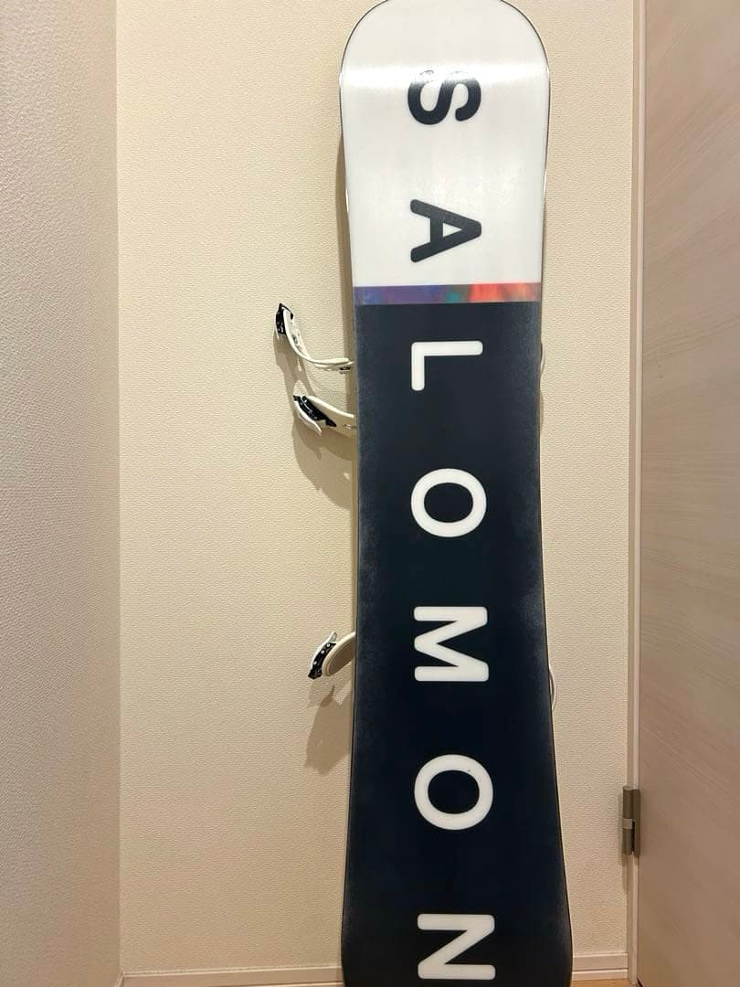 美品　SALOMONホワイトスノーボード セット