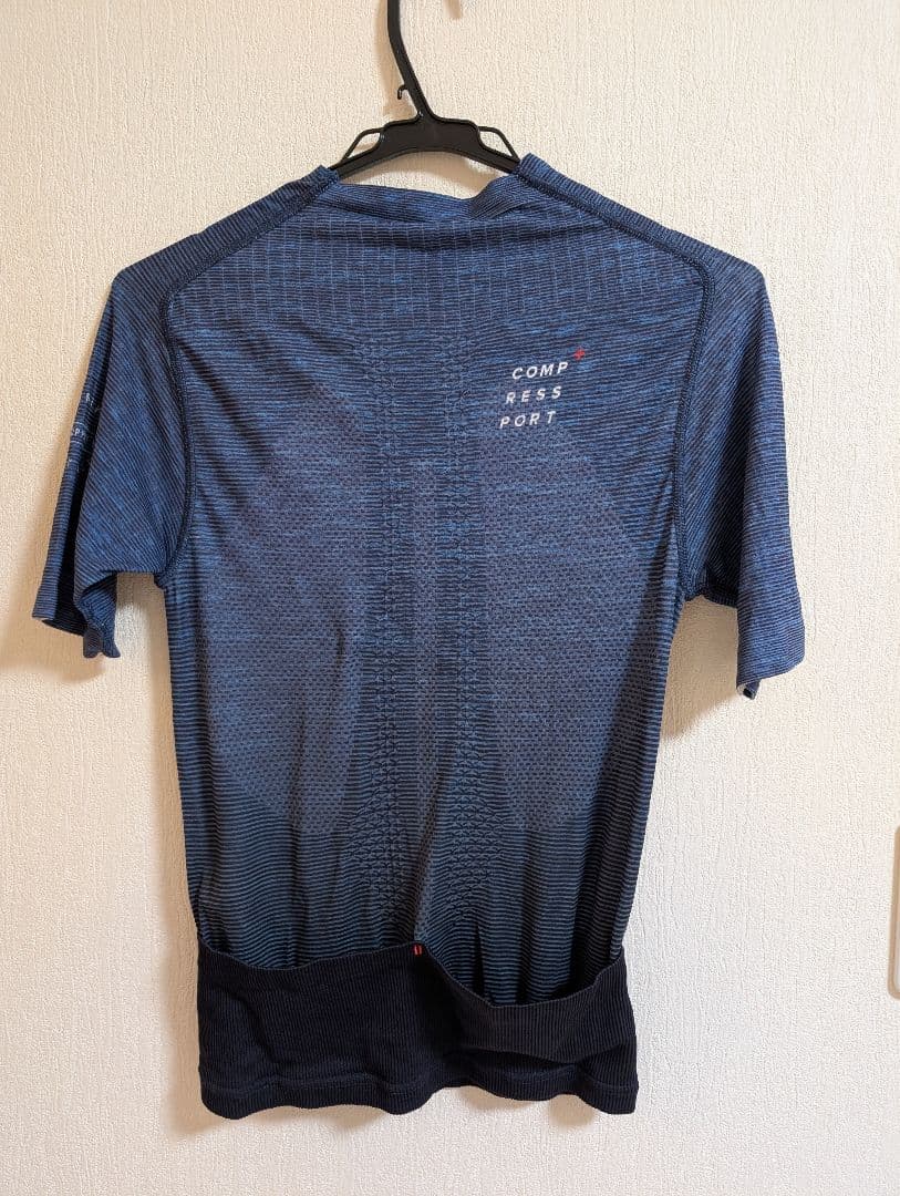 コンプレスポーツ　ポスチュラル　SSトップ
