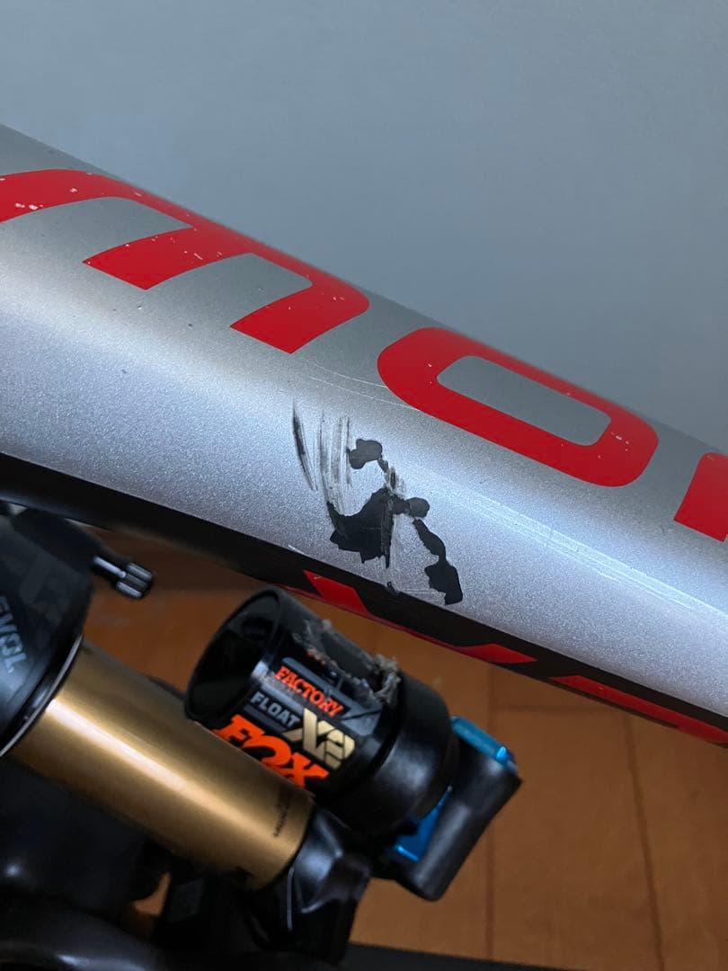 Mondraker Superfoxy RR カーボンフレーム M