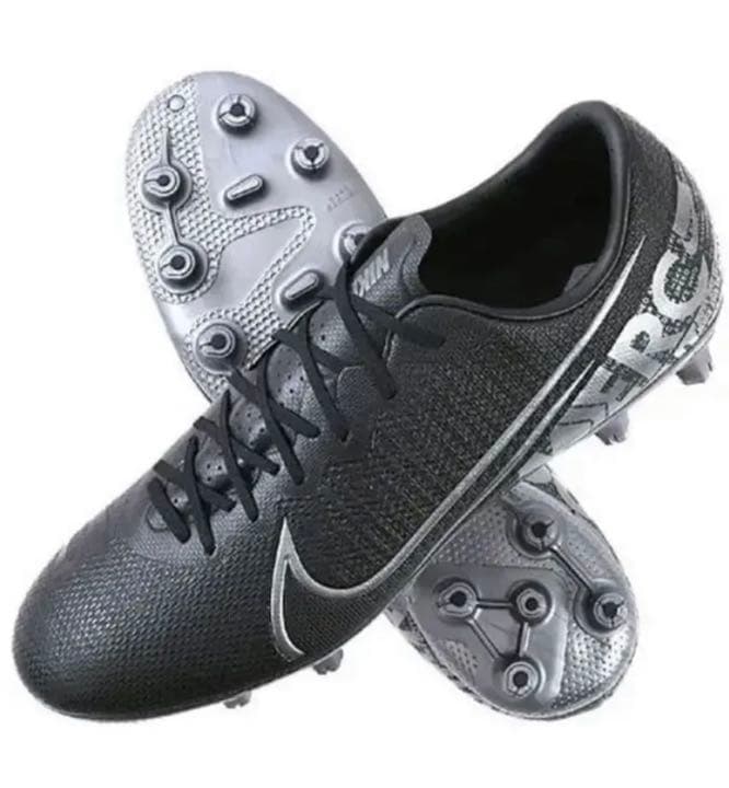 ＮＩＫＥ サッカースパイク＆トレシューセット‼︎‼︎