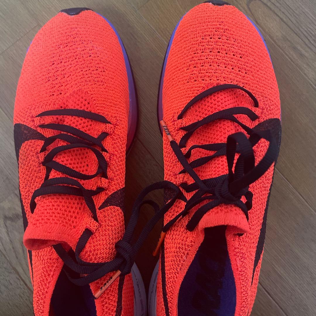 NIKE ヴェイパーフライ4% フライニット