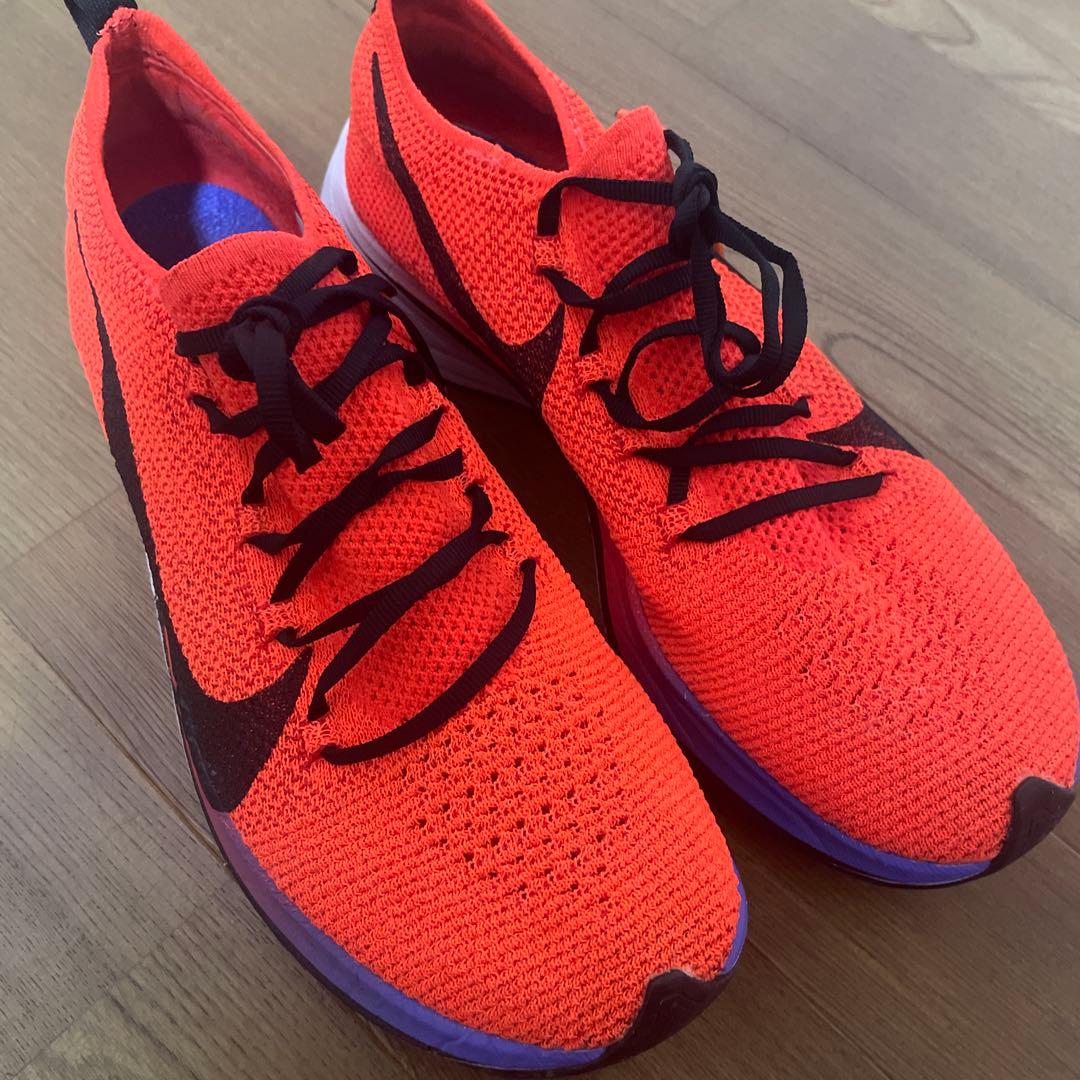 NIKE ヴェイパーフライ4% フライニット