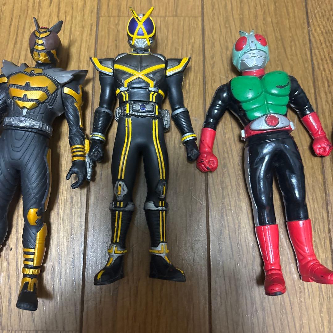 仮面ライダー・戦隊ヒーローフィギュアまとめ売り（バラ売り、値段交渉可）