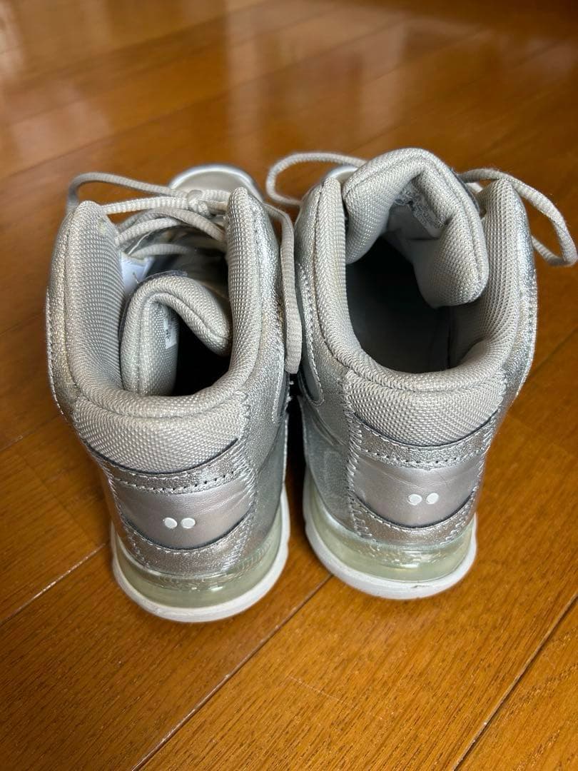 ライカシューズハイカット23センチ