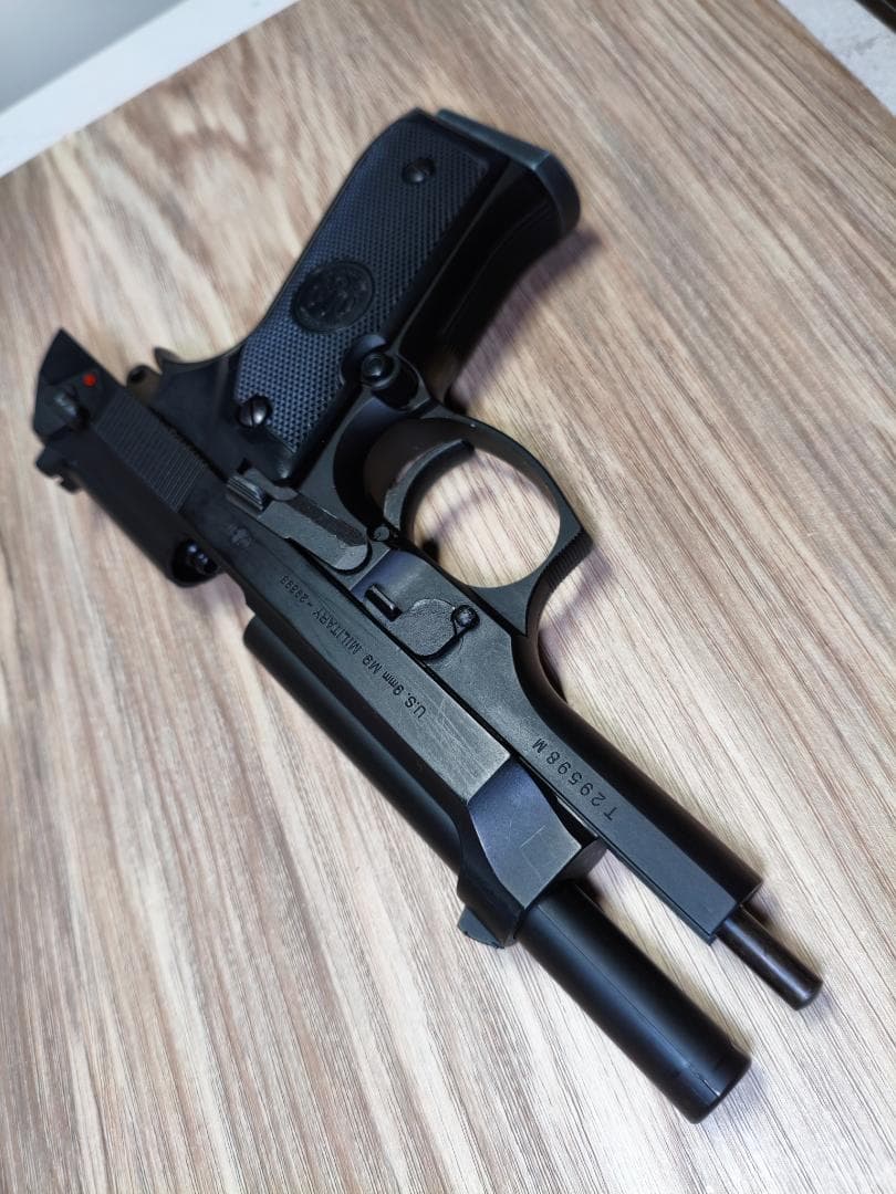 東京マルイ　ベレッタ　M92F　ガスガン　ガスブローバック