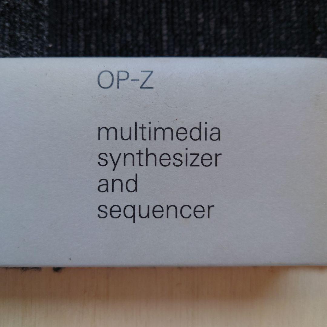 OP-Z teenage engineering ケースとoplab付き