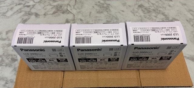 パナソニック　LEDフラットランプ　LLD2000CU1　3個セット