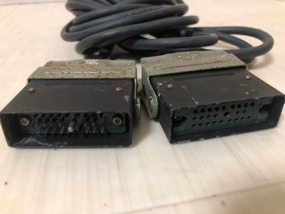 Roland GR-300 ギターシンセサイザー用専用ケーブル ローランド