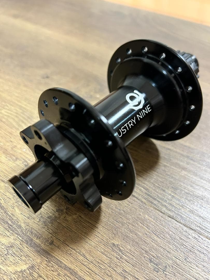 インダストリーナイン MTB 1/1 Classic 6B HUBS