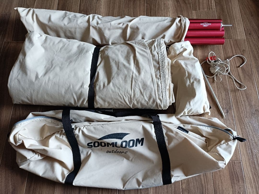 Soomloomヘキサタープ4.2ｍｘ4.1ｍ 焚き火可 ポール付き
