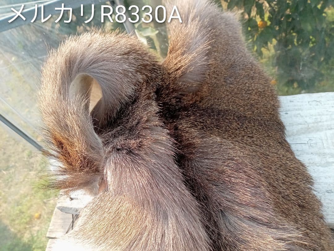 天然日本鹿の冬毛皮　ラグ