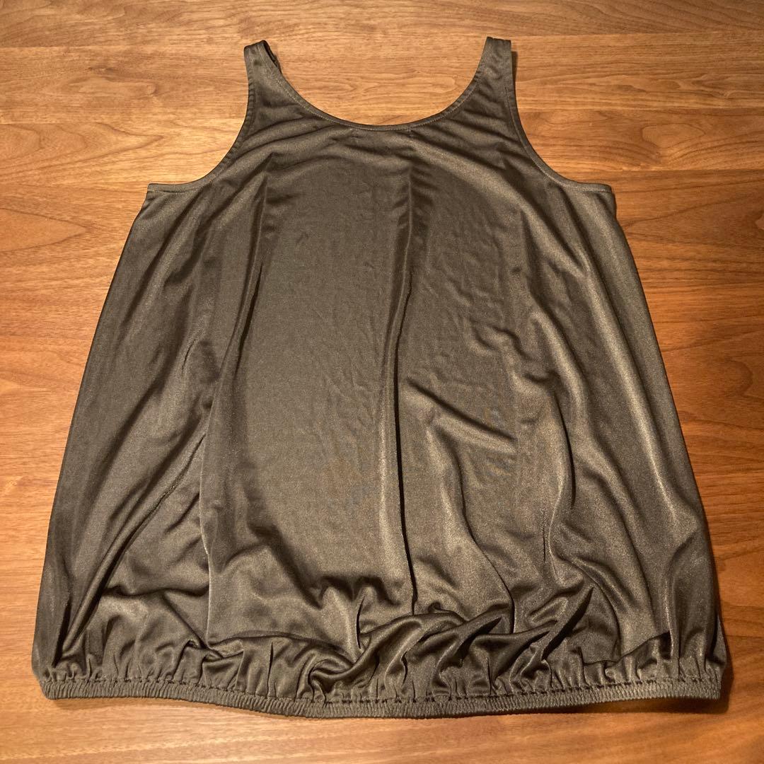 【美品】emmiエミヨガ　トップス＆ショートパンツ　上下セットアップ