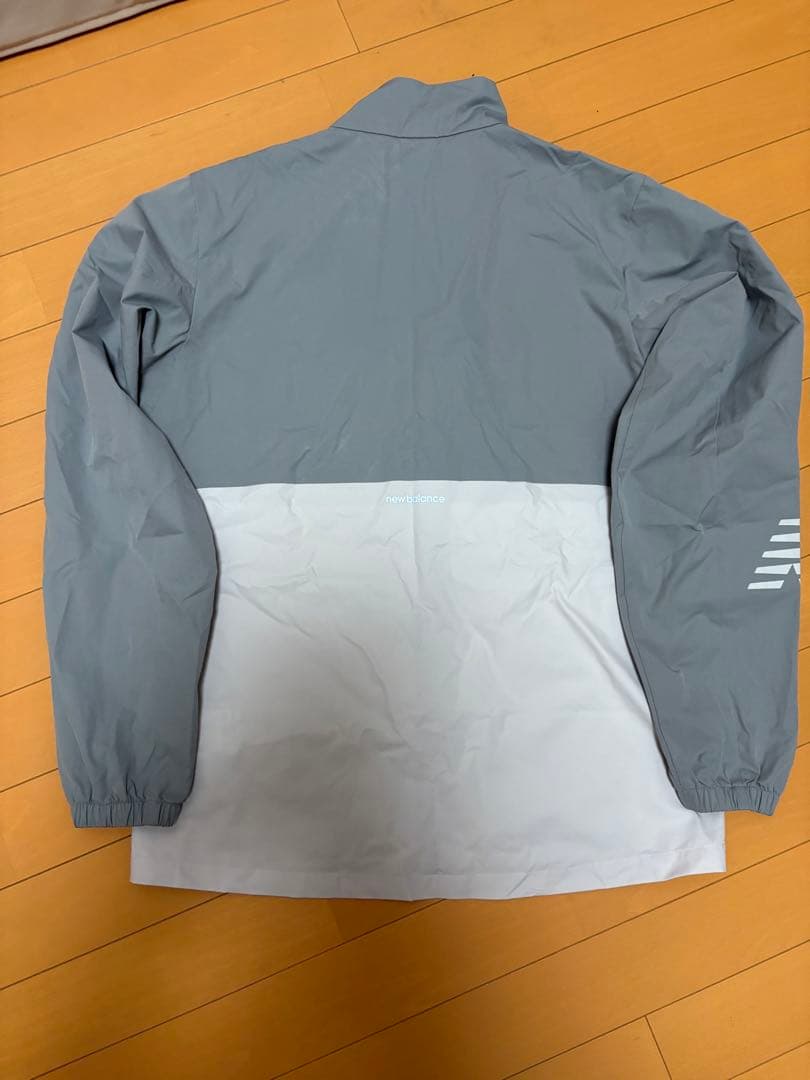 New Balance 上下セット Mサイズ　ウインドブレーカー グレー