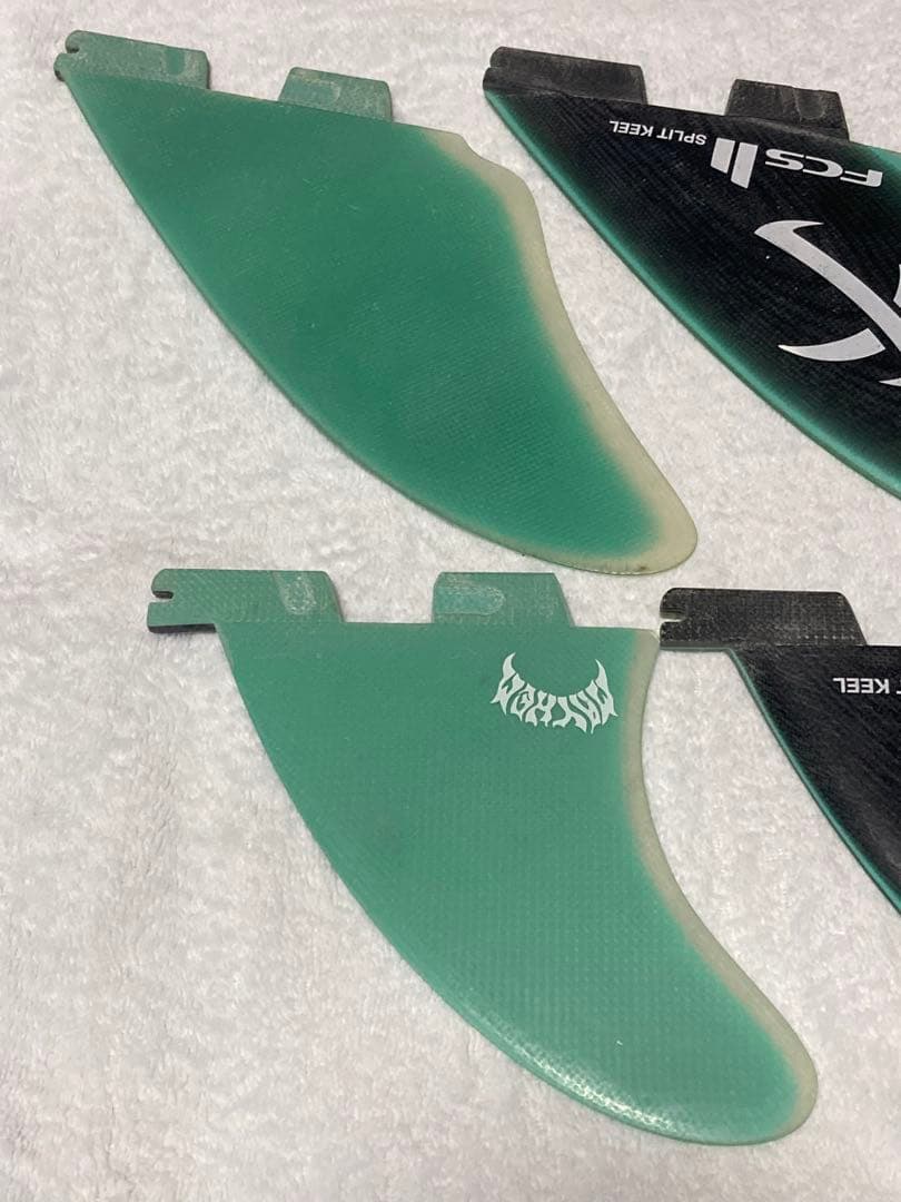 FCS2 メイヘム　SPLIT KEEL フィン　QUAD