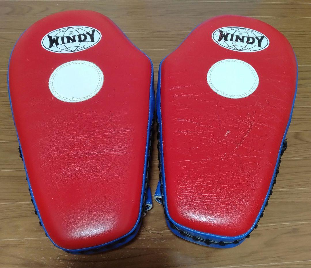 WINDYウィンディ　パンチングミット