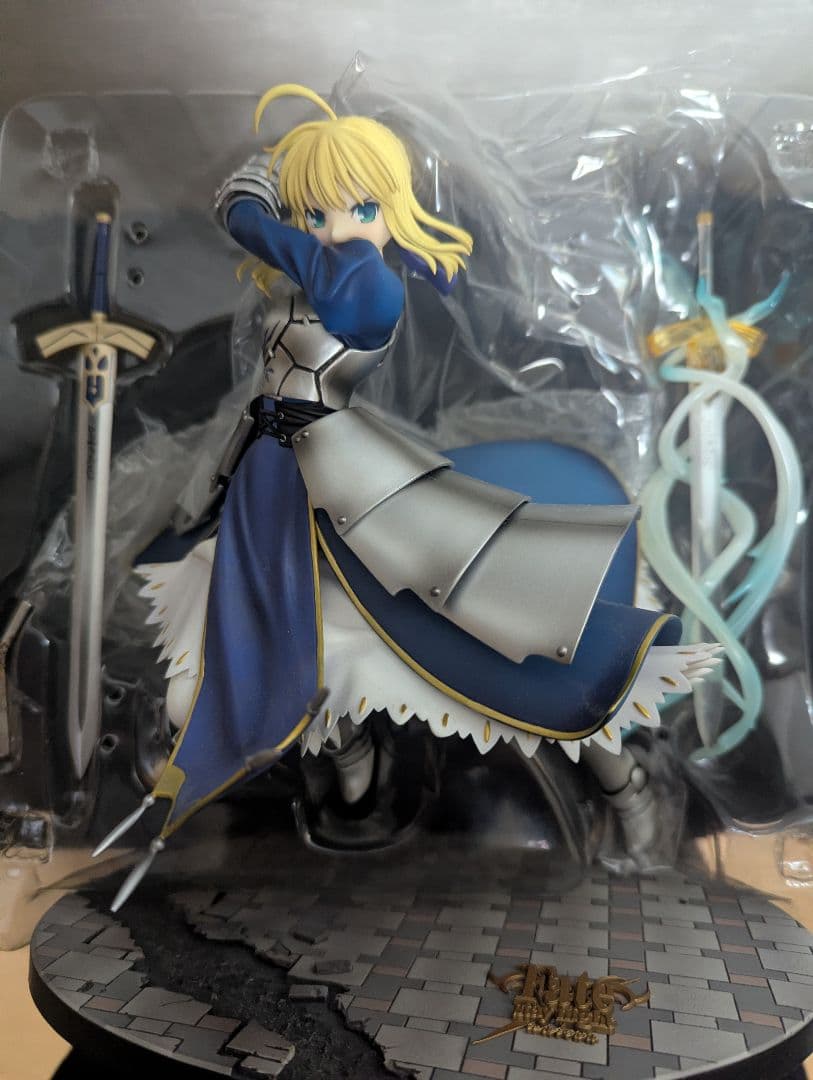 Fate　セイバー　フィギュア