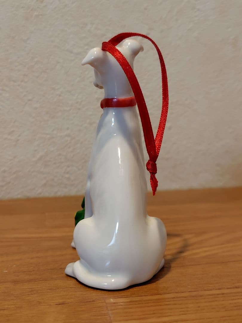 グレイハウンド　クリスマスオーナメント　　置物　グレーハウンド　陶器