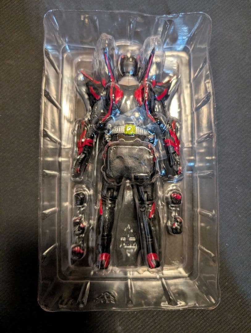S.H.Figuarts 仮面ライダーゼロワンヘルライジングホッパー　開封品