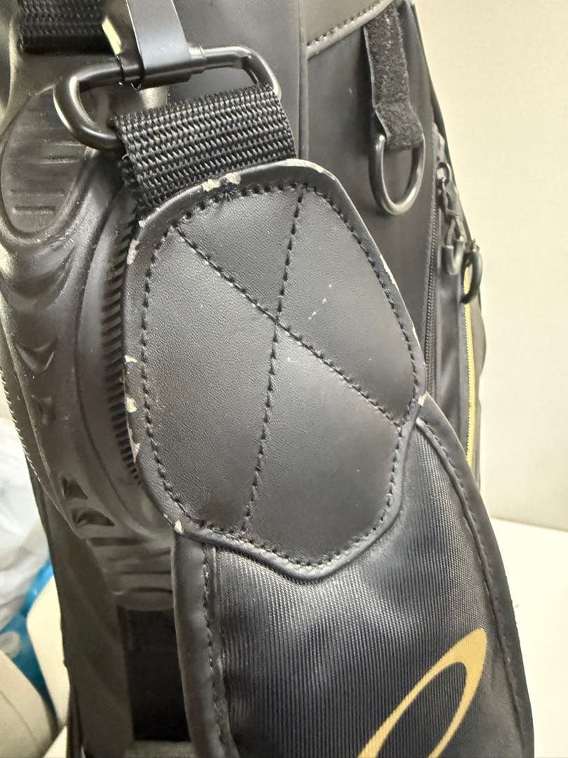 Oakley キャディーバック　スタンド付き　難あり品