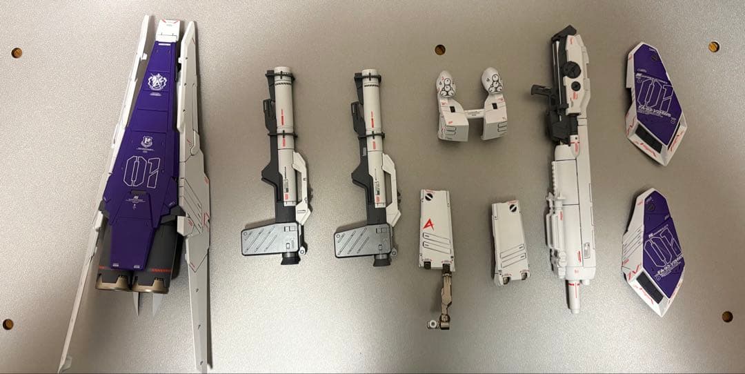 完成品　MG 1/100 Hi-νガンダム　HWS
