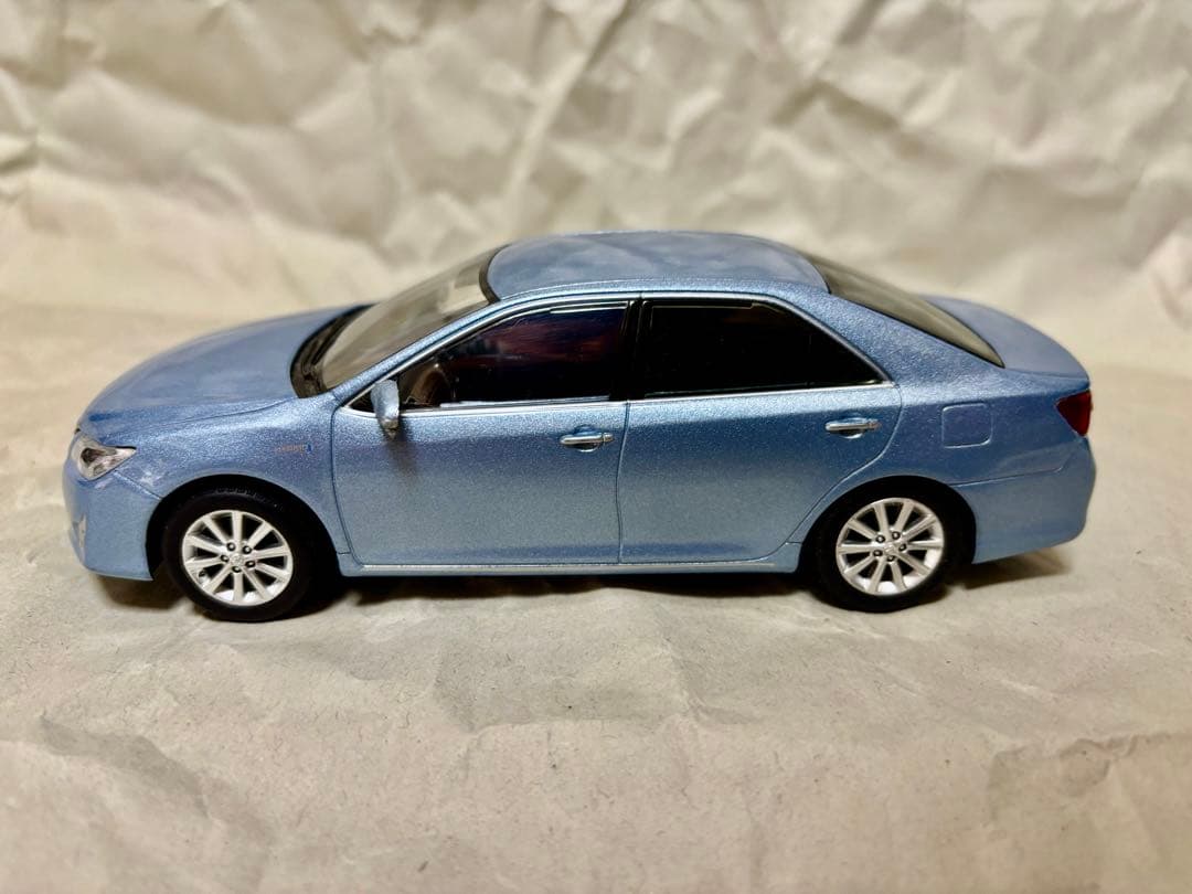 旧型カムリ前期　カラーサンプル ミニカー　トゥルーブルーマイカメタリック　箱付