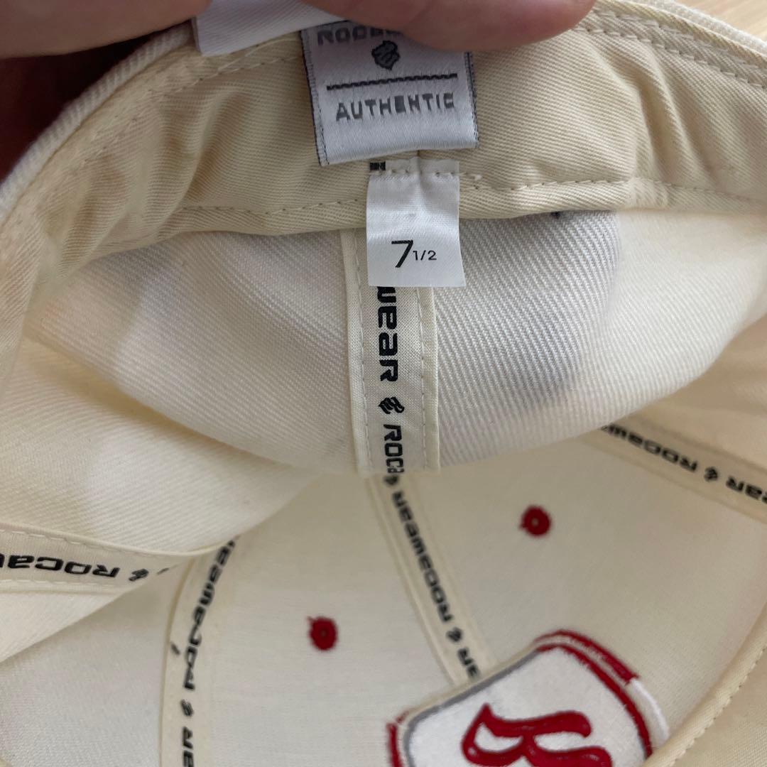 ROCAWEAR RWロゴキャップ