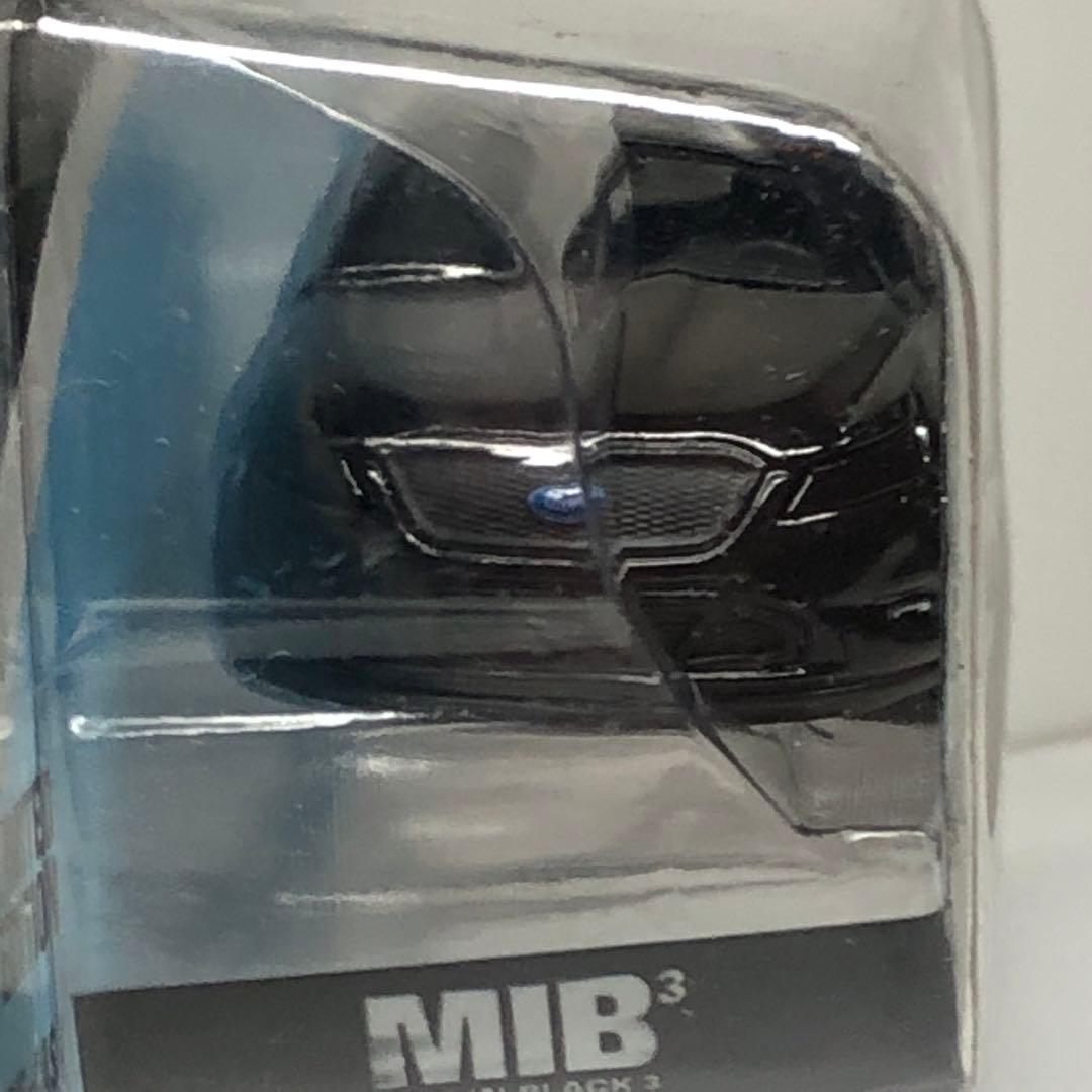 グリーンライト2012 FORD TAURUS SHO MIB3