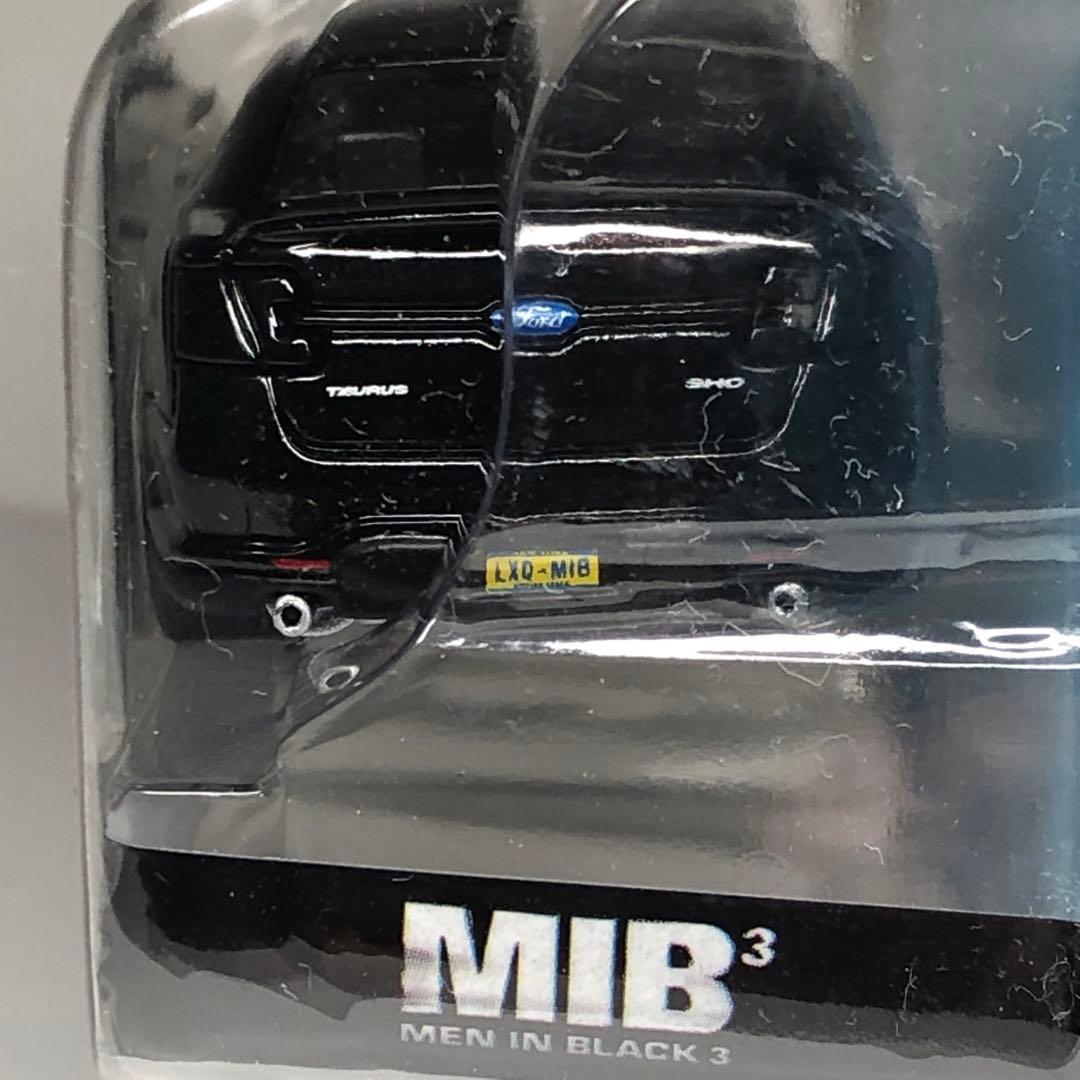グリーンライト2012 FORD TAURUS SHO MIB3