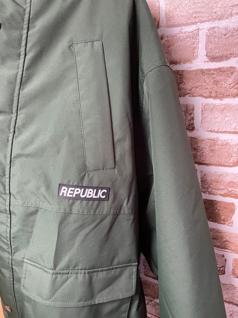REPUBLIC フード付きジャケット ダークグリーン