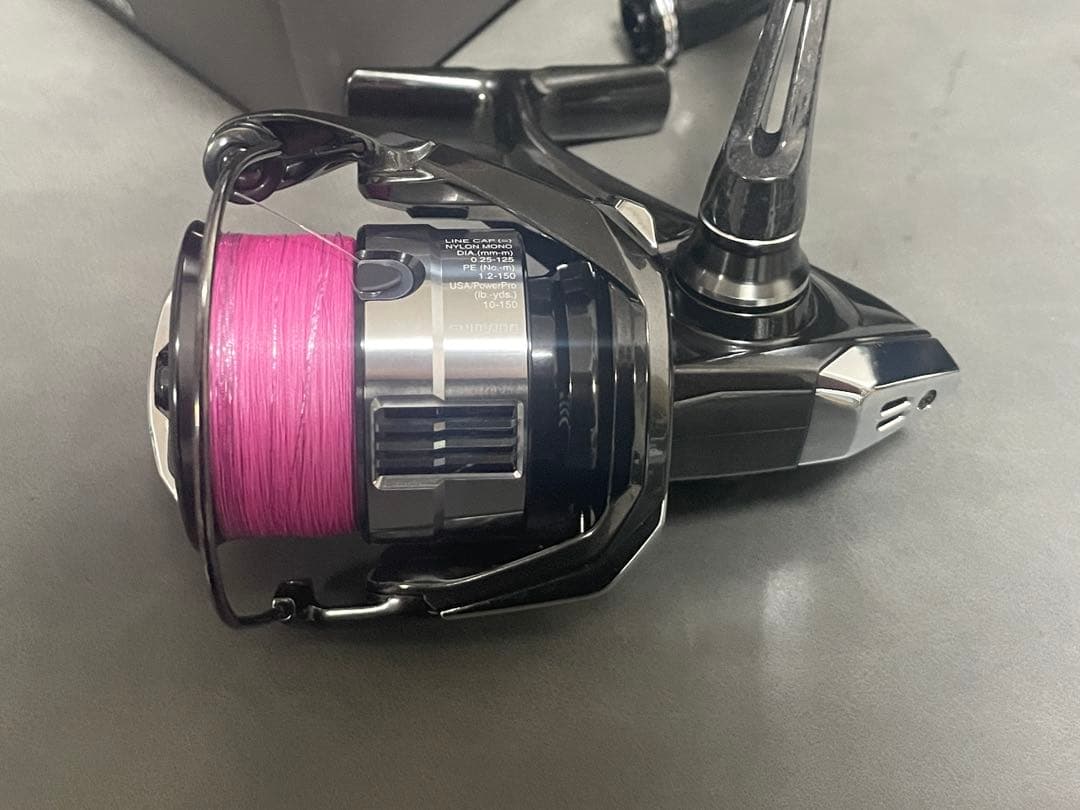 SHIMANO Vanquish C3000MHG スピニングリール