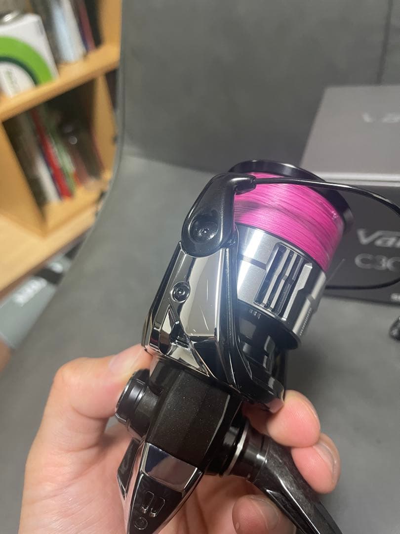 SHIMANO Vanquish C3000MHG スピニングリール