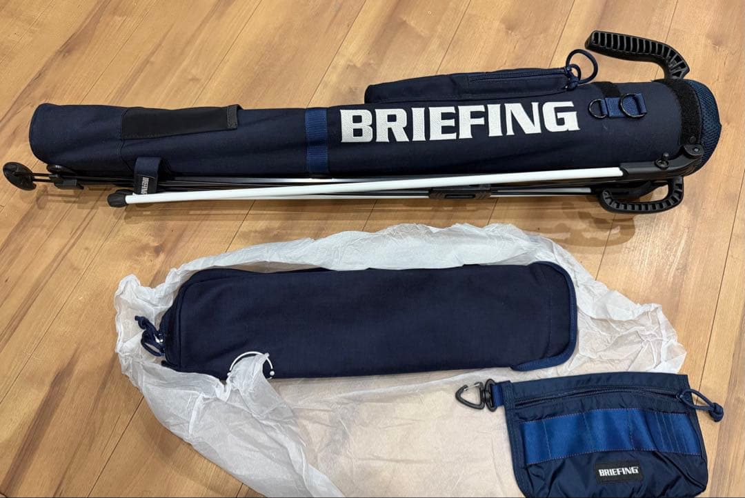 BRIEFING セルフバッグ ネイビー 美品おまけ付き