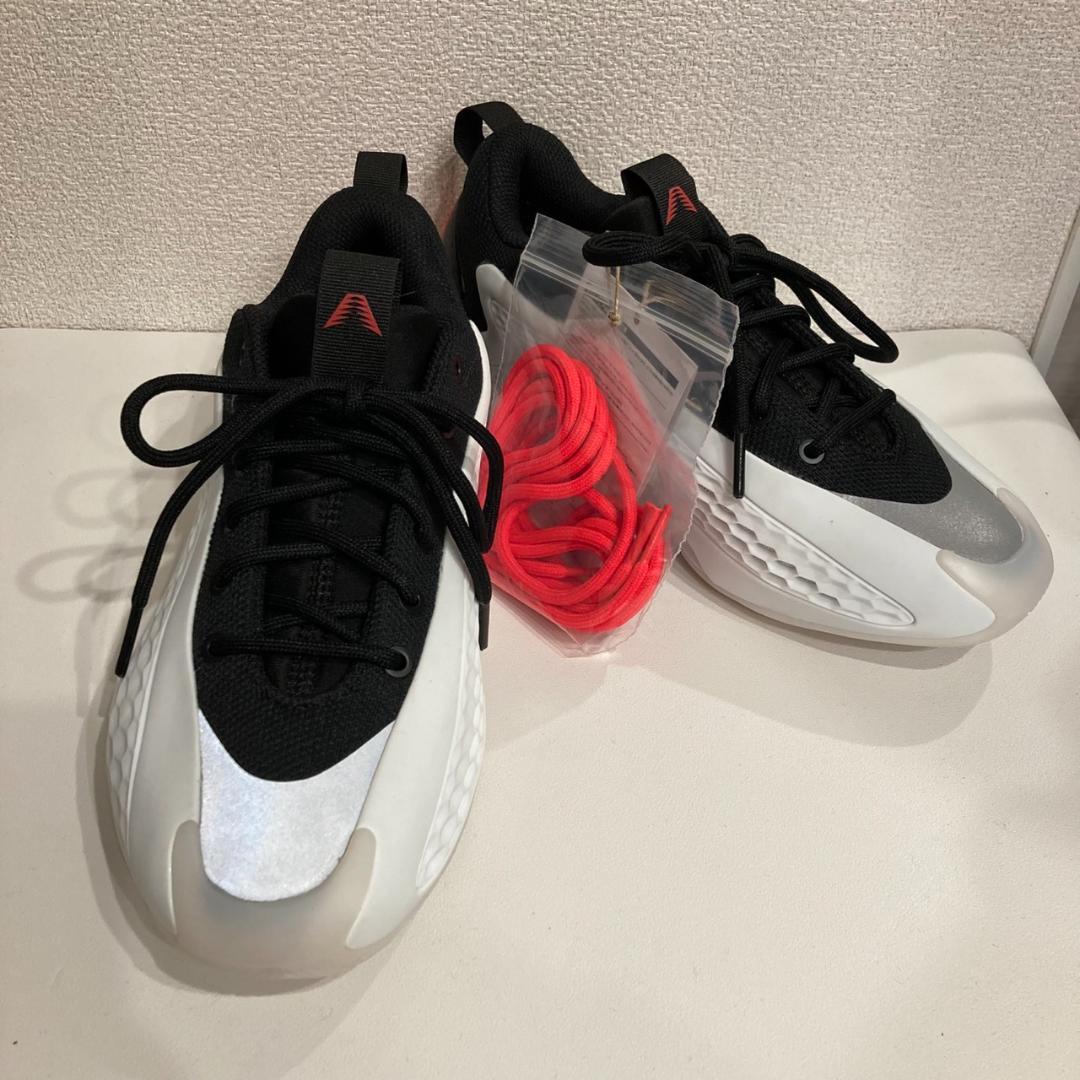 【タグ付き】adidas　アディダス　Anthony Edwards 1 Low